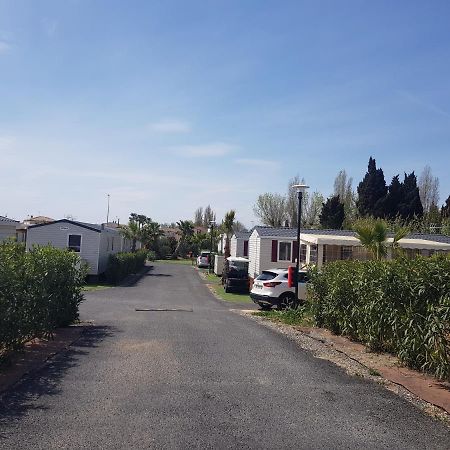 Mobil Home 8 Personnes Les Sables Du Midi Serignan Exterior photo