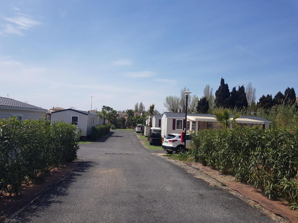 Mobil Home 8 Personnes Les Sables Du Midi Serignan Exterior photo
